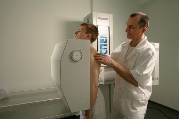 Radiographie et fluorographie des poumons: indications, règles de conduite et d'interprétation des résultats